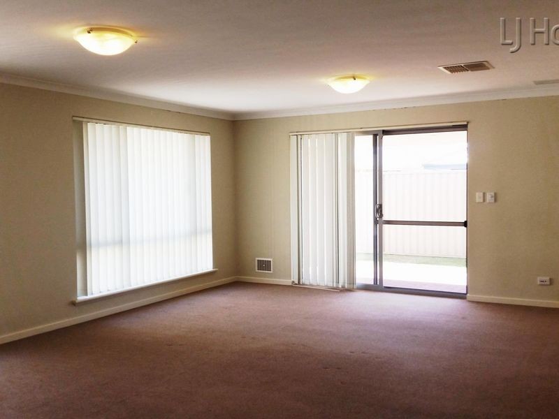 21 Kumarina Drive, Secret Harbour WA 6173