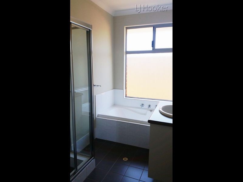 21 Kumarina Drive, Secret Harbour WA 6173