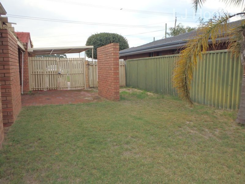 9 Townsend Road, Rockingham WA 6168