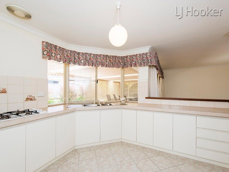 12 Sheathbill Court, Safety Bay WA 6169