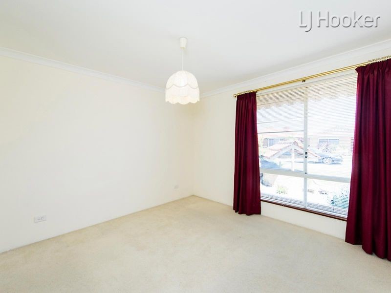 12 Sheathbill Court, Safety Bay WA 6169