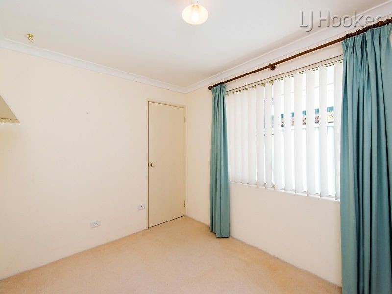 12 Sheathbill Court, Safety Bay WA 6169