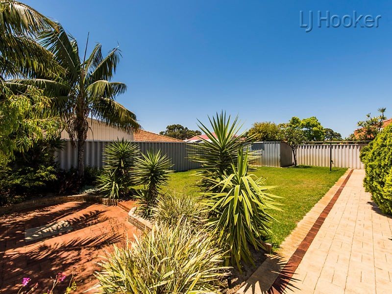 12 Sheathbill Court, Safety Bay WA 6169