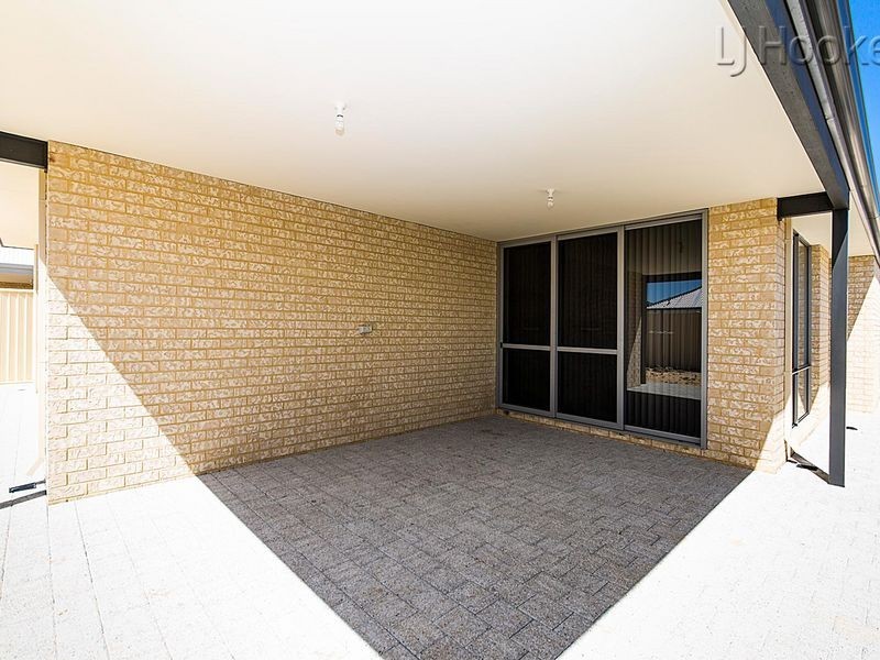 38 Dennis Retreat, Baldivis WA 6171