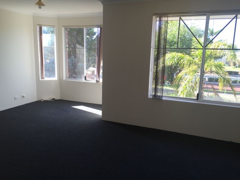 94 Grand Ocean Boulevard, Port Kennedy WA 6172