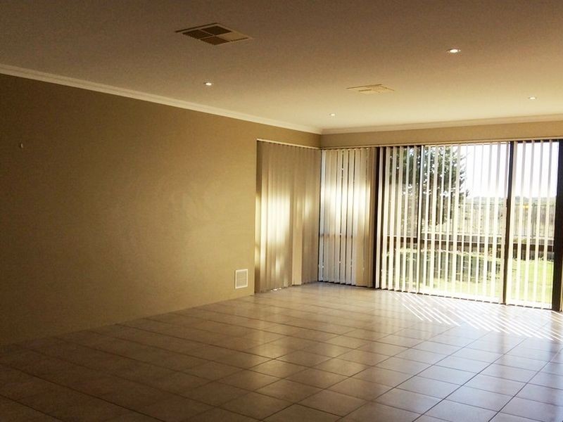 21 Antonio Circle, Port Kennedy WA 6172