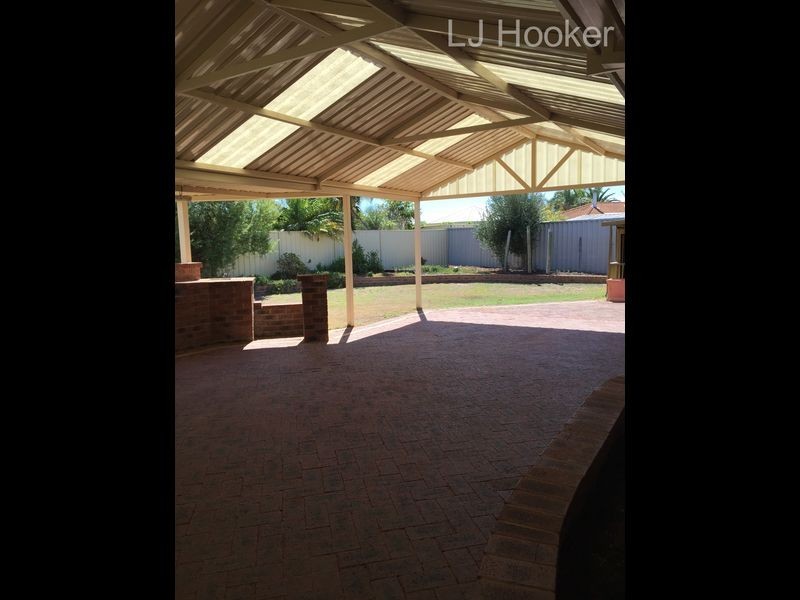 2 Kingsford Court, Port Kennedy WA 6172