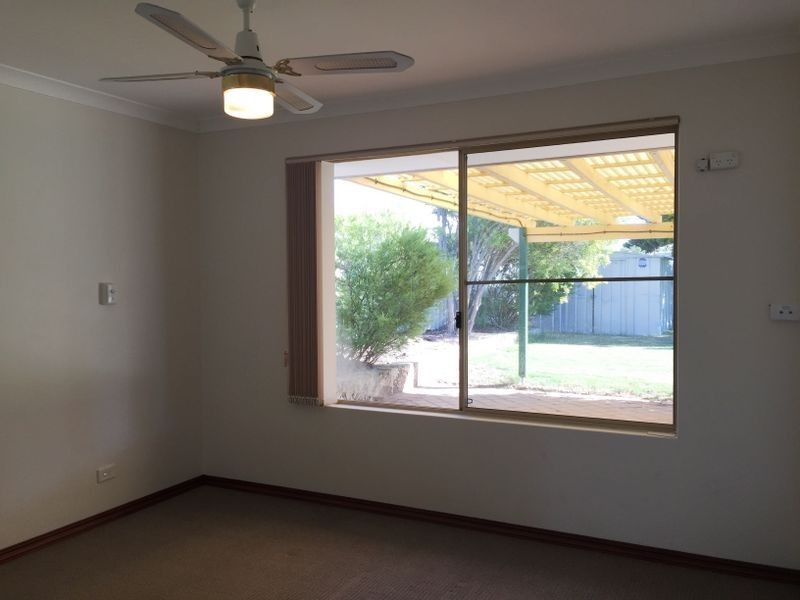 6 Pingrup Court, Waikiki WA 6169
