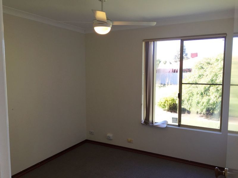 6 Pingrup Court, Waikiki WA 6169