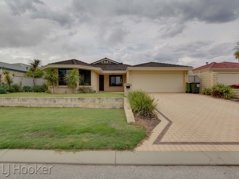 27 Saint Cloud Way, Port Kennedy WA 6172