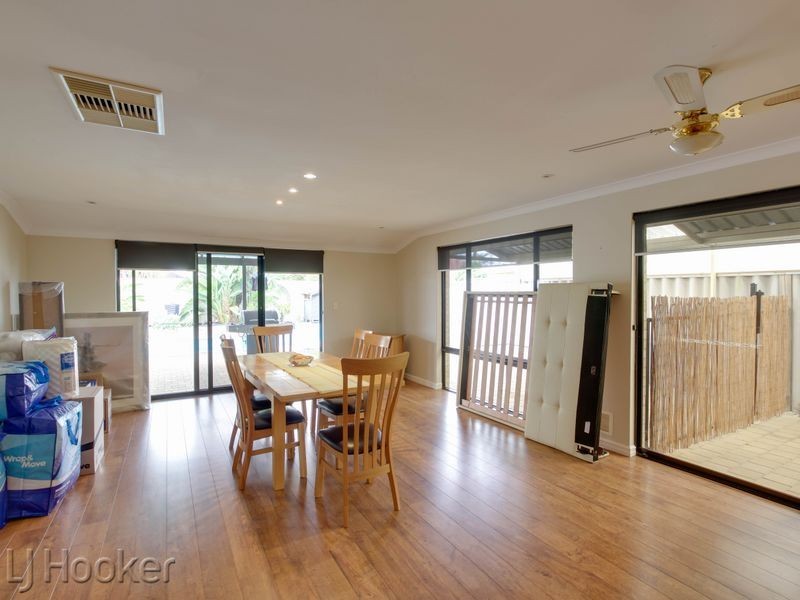 27 Saint Cloud Way, Port Kennedy WA 6172