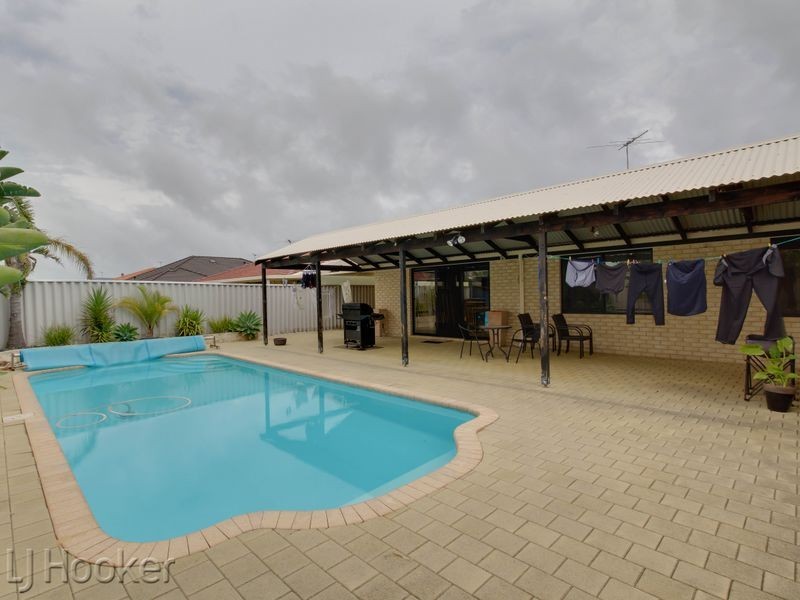 27 Saint Cloud Way, Port Kennedy WA 6172