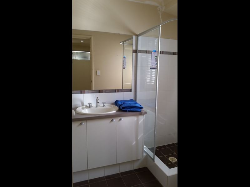 33 Runnymede Gate, Wellard WA 6170