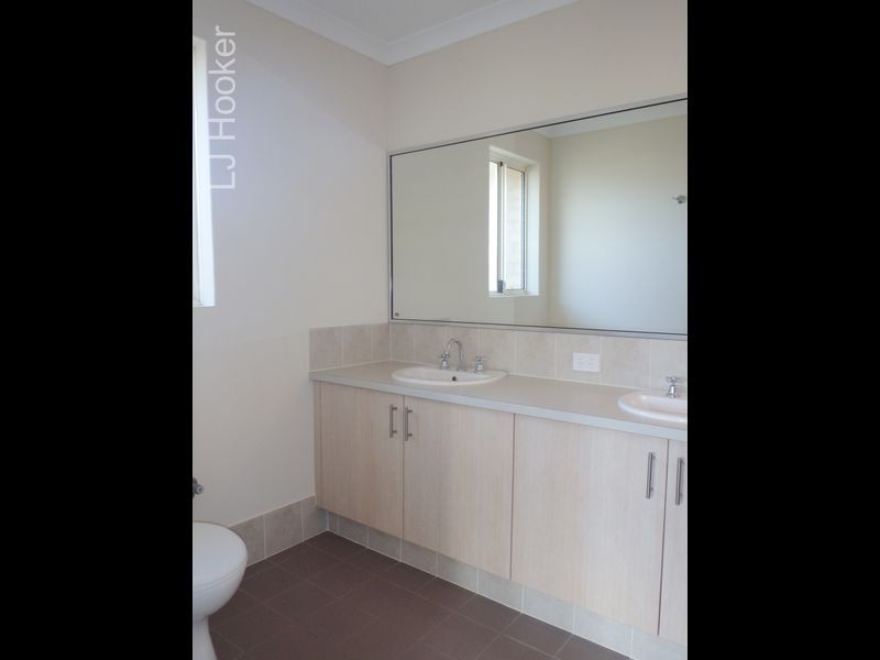 17 Waterview Way, Singleton WA 6175