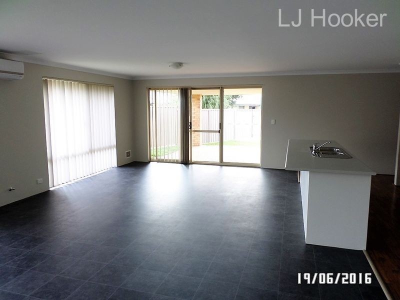 10 Chestnut way, Baldivis WA 6171