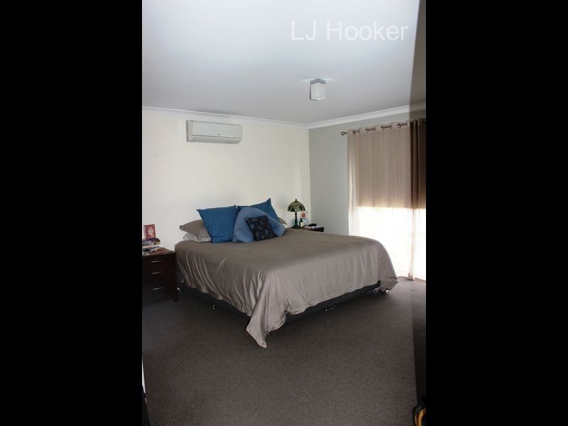 10 Chestnut way, Baldivis WA 6171