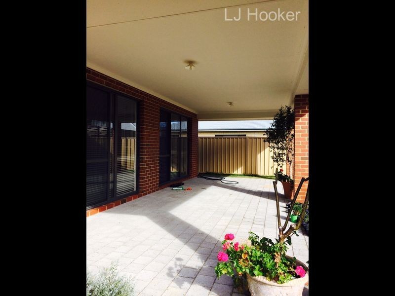 15 Woodhill Road, Baldivis WA 6171