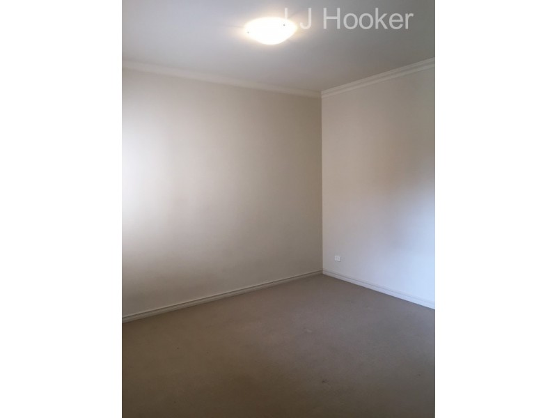 8B Victoria Street, Rockingham WA 6168
