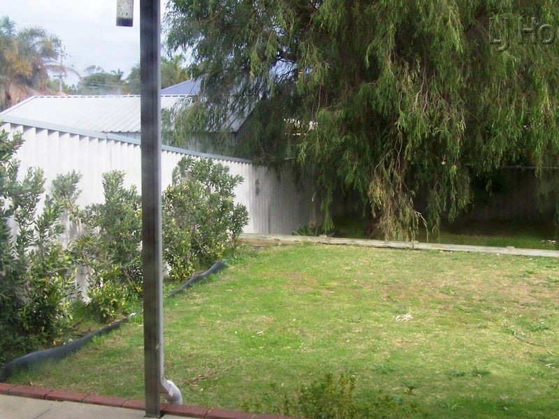 12 Marley Way, Warnbro WA 6169