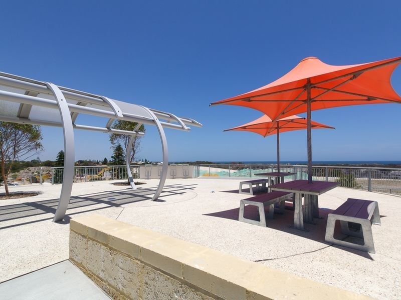 50 Mallina Crescent, Golden Bay WA 6174