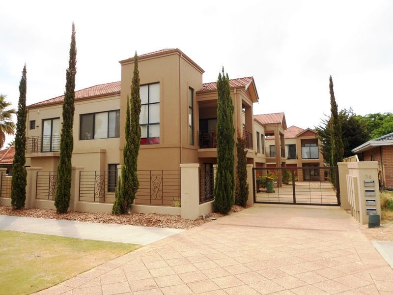 2/34 Lewington Street, Rockingham WA 6168