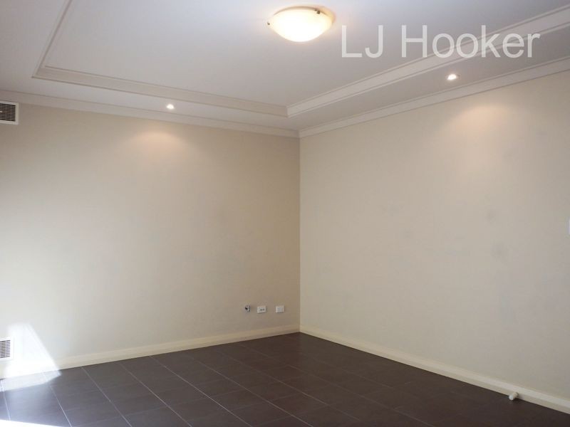 2/34 Lewington Street, Rockingham WA 6168