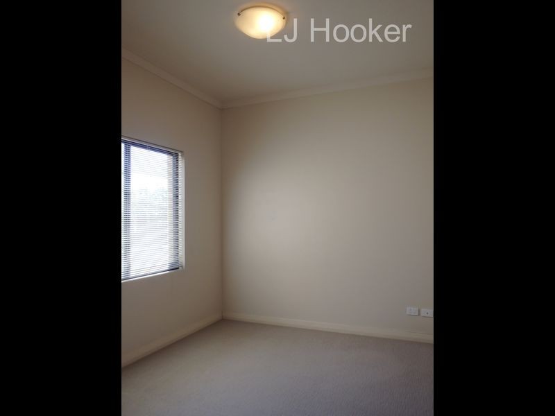 2/34 Lewington Street, Rockingham WA 6168