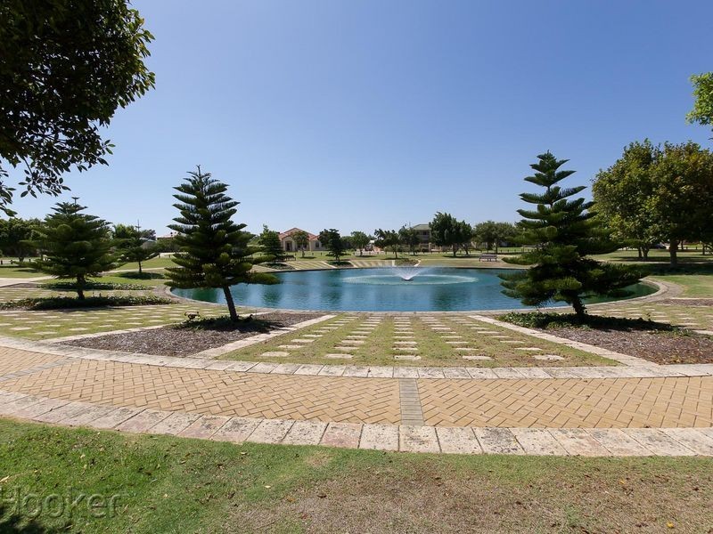 7 D’Arcole Turn, Secret Harbour WA 6173