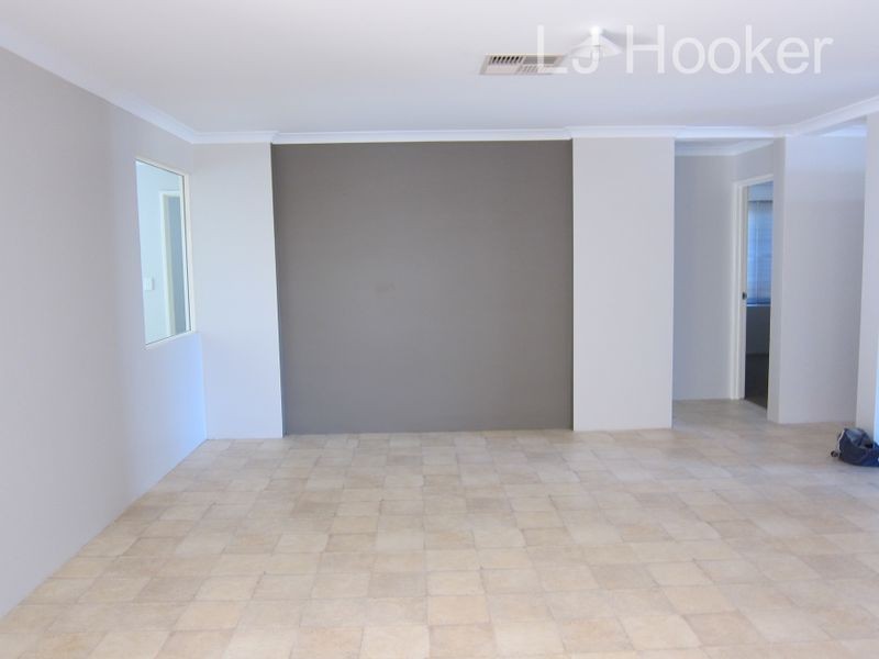 10 Songlark Court, Baldivis WA 6171