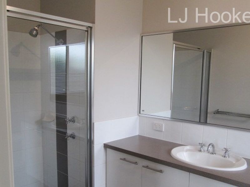 10 Songlark Court, Baldivis WA 6171