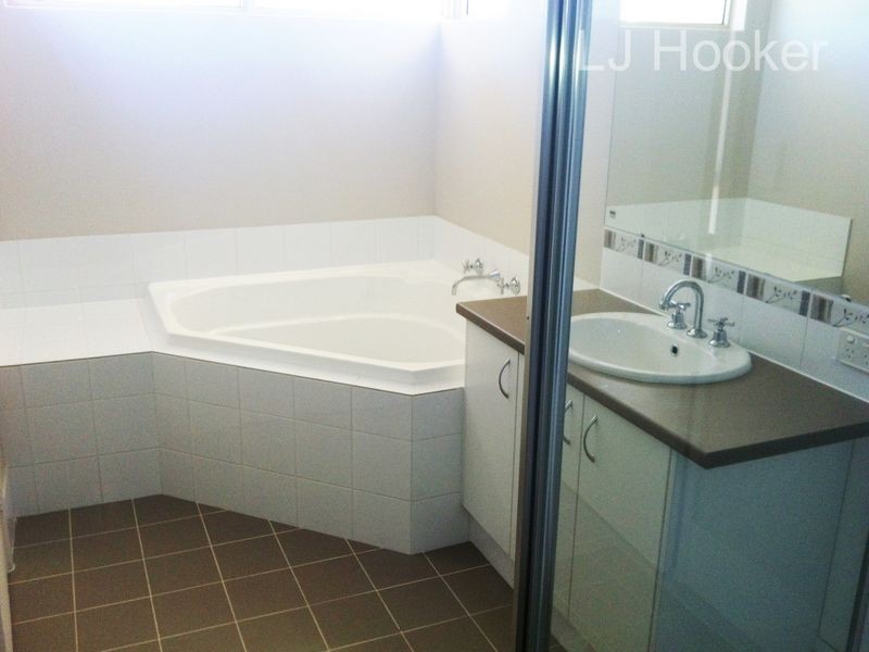 34 Callistemon Gardens, Baldivis WA 6171