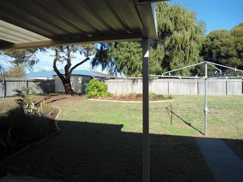 7 Richard Close, Waikiki WA 6169