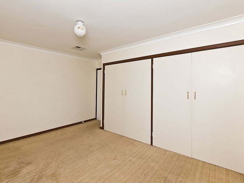 16 Seahaven Street, Safety Bay WA 6169