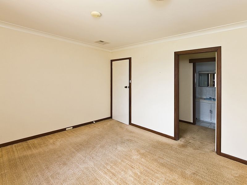 16 Seahaven Street, Safety Bay WA 6169