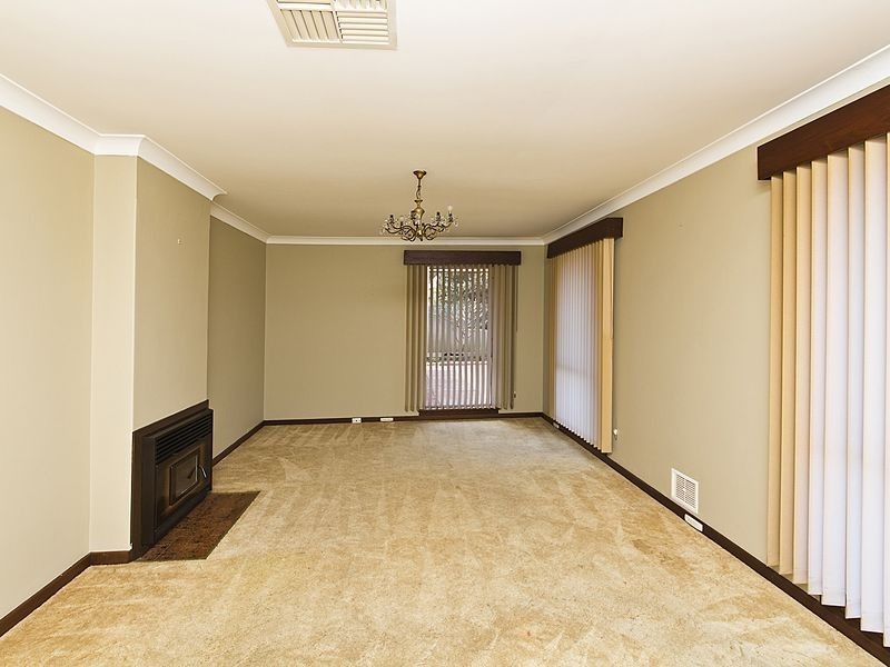 16 Seahaven Street, Safety Bay WA 6169