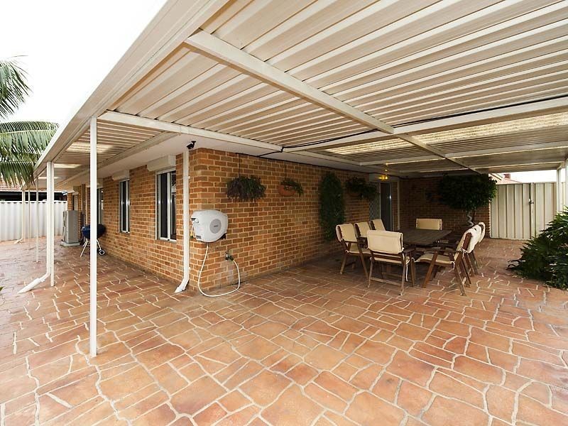 12 Moorburg Loop, Port Kennedy WA 6172