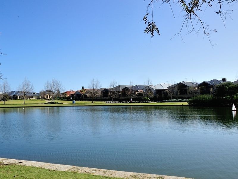 45 Coniston Bend, Waikiki WA 6169