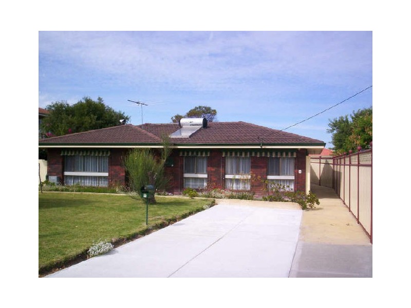 4a Gosforth Court, Safety Bay WA 6169