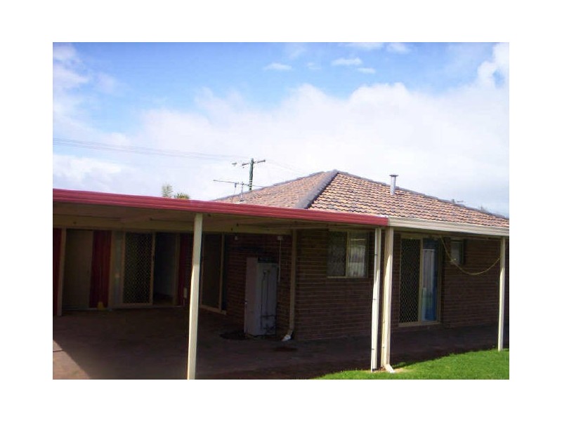 6 Wills Court, Cooloongup WA 6168