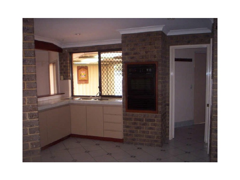 65 Fendam Street, Warnbro WA 6169