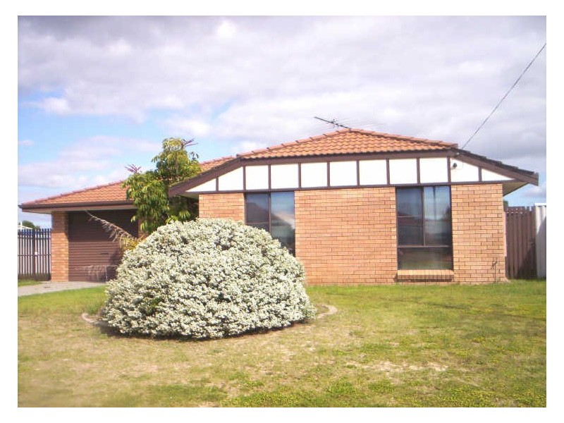 13 Nabberu Loop, Cooloongup WA 6168
