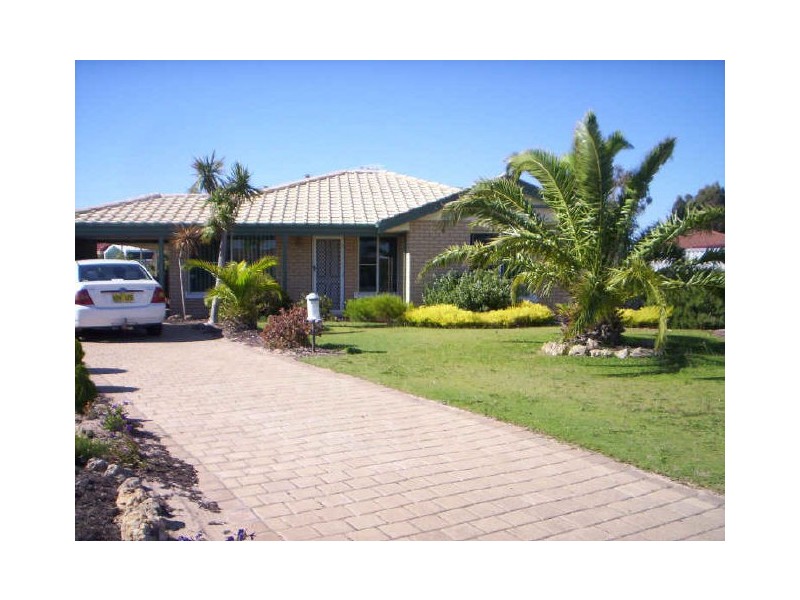 6 Vanguard Court, Port Kennedy WA 6172