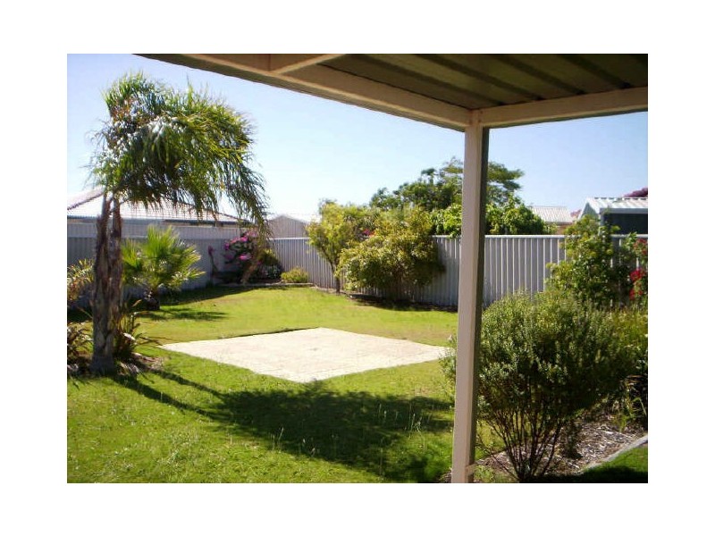 6 Vanguard Court, Port Kennedy WA 6172