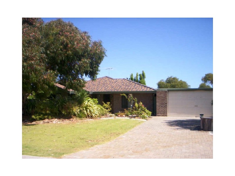 45 St Andrews Loop, Cooloongup WA 6168