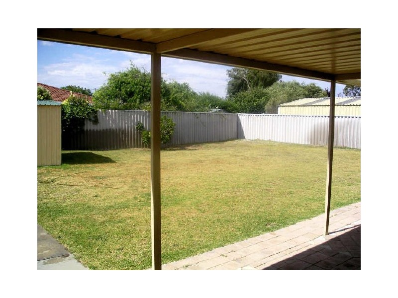 57 Goongarrie Drive, Cooloongup WA 6168