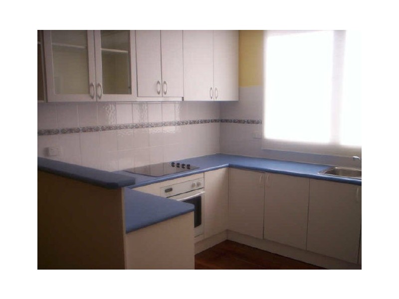 8 Pictor Court, Rockingham WA 6168