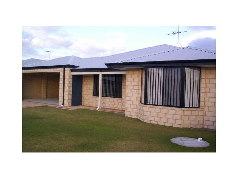 74 Fairview Drive, Waikiki WA 6169