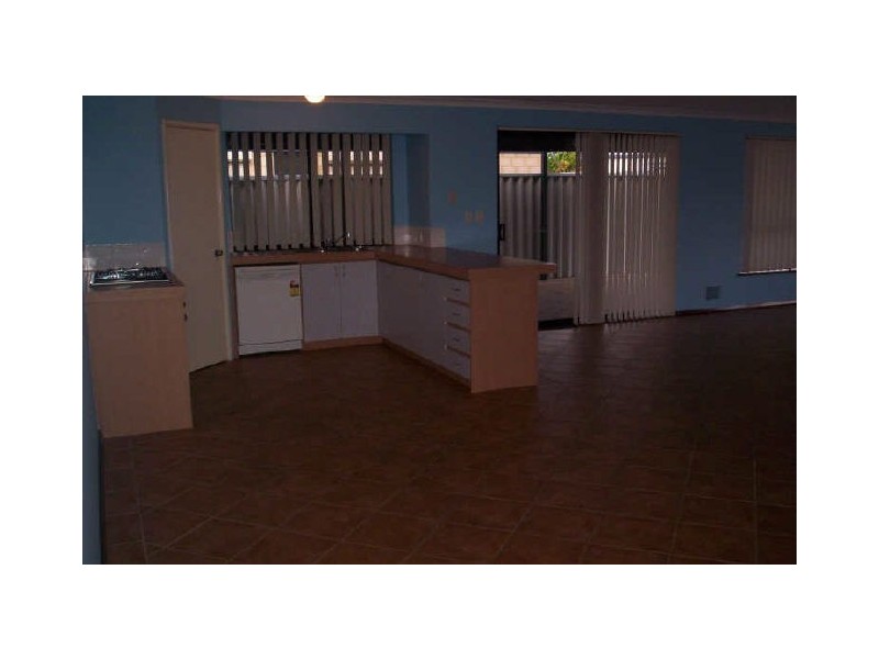 74 Fairview Drive, Waikiki WA 6169