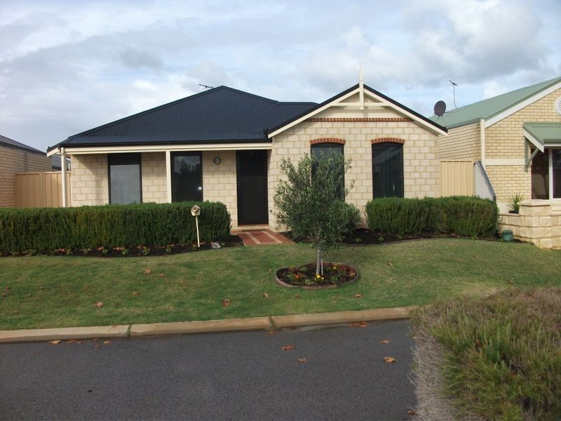 6 Barossa Approach, Rockingham WA 6168