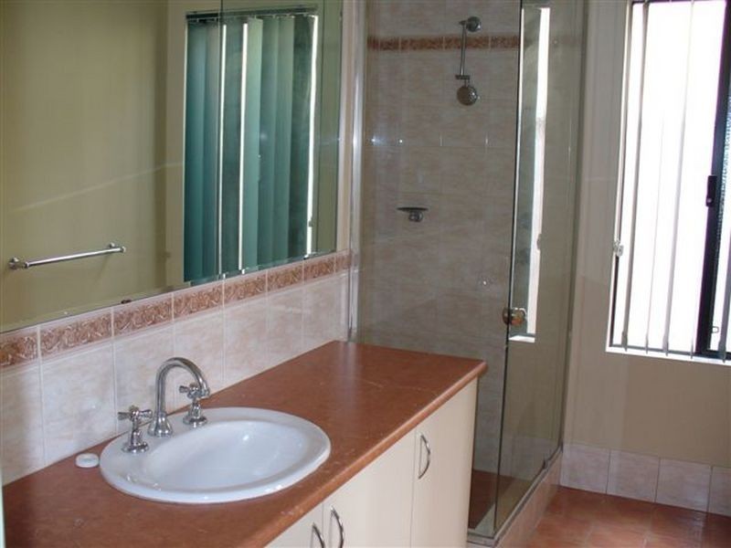 6 Barossa Approach, Rockingham WA 6168